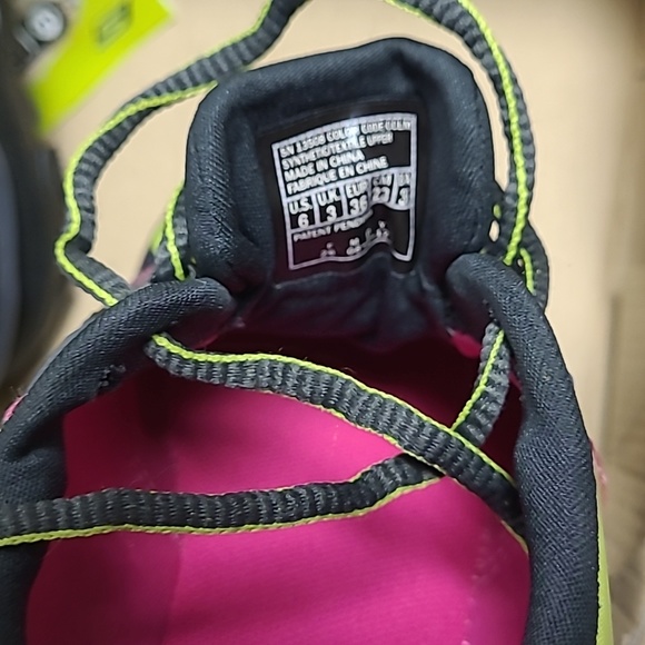 SKECHERS brand new sneakers,woman,size 6 USA - Picture 10 of 12